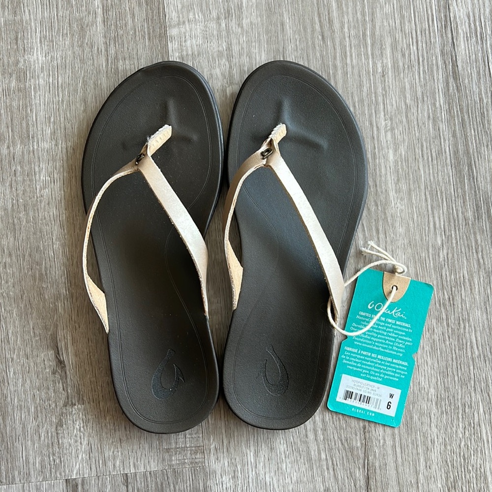Ho’opio leather flip flops